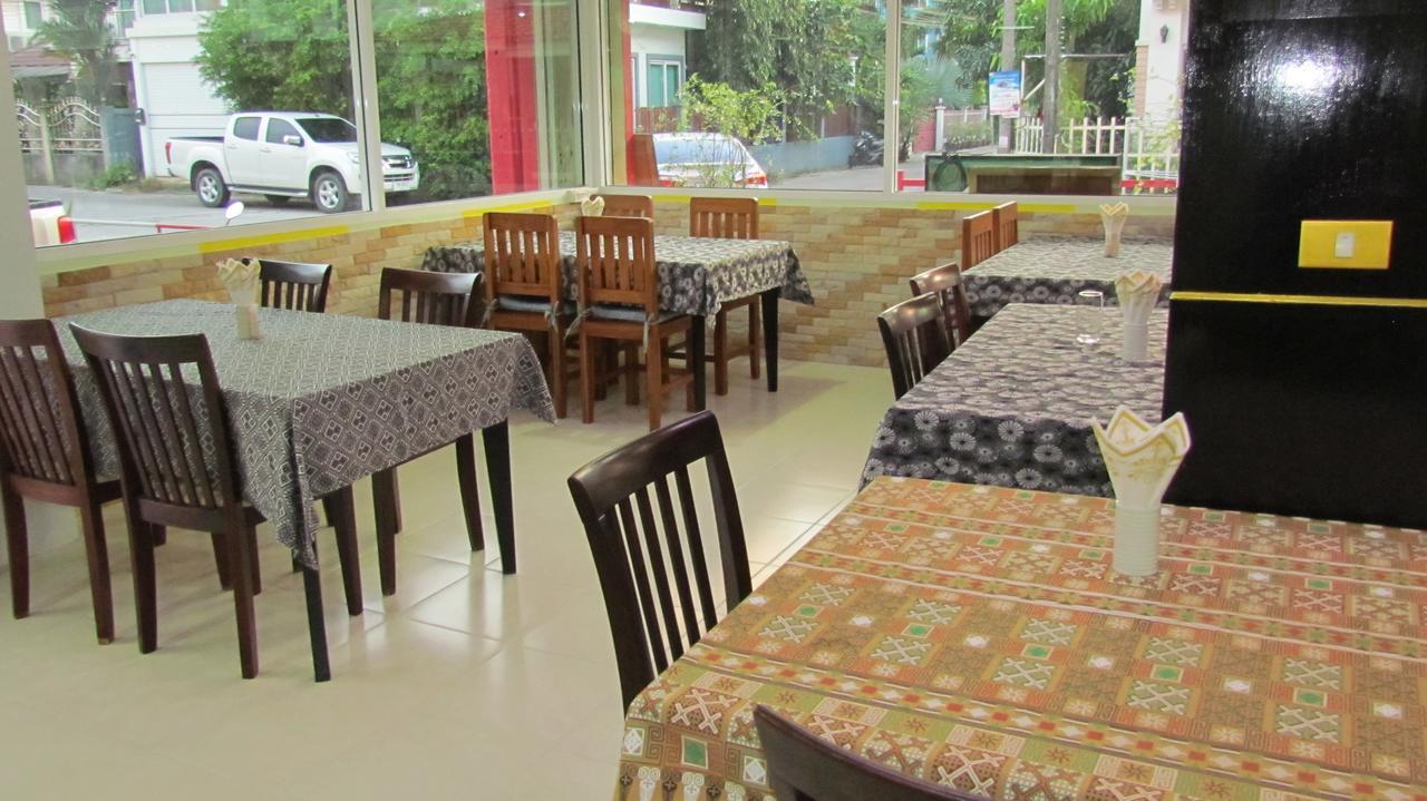 Hotel La Piccola Patong Exterior foto
