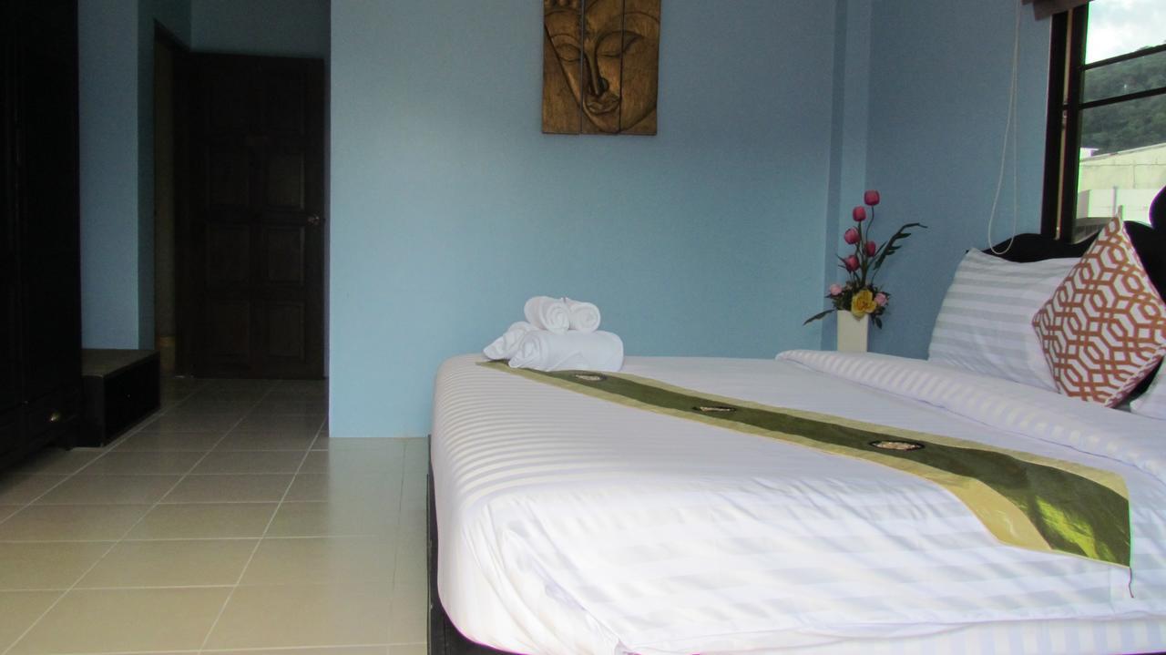 Hotel La Piccola Patong Exterior foto