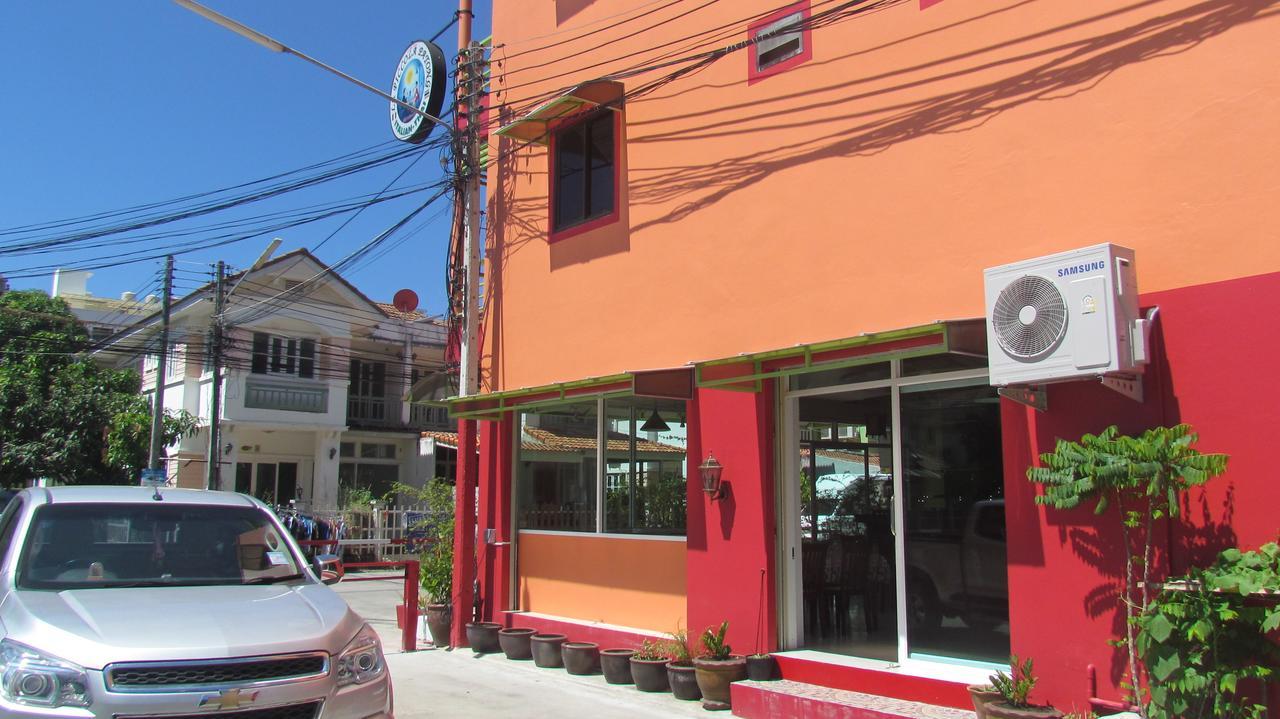 Hotel La Piccola Patong Exterior foto